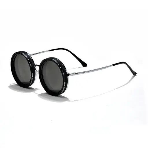 Adjustable sunglass